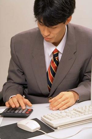 介護スタッフが取れる資格はなに